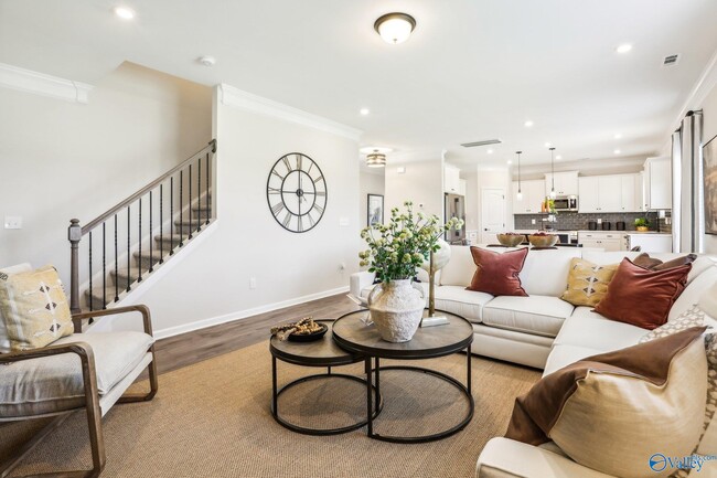 7314 Pine Run SE, Owens Cross Roads, AL 35763 - photo 4