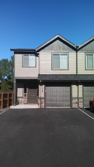 517 N 11th St, Philomath, OR 97370