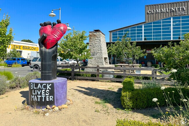 Enjoy a diverse and supportive community in Sebastopol, California.