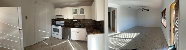 119 Lakeview Ave unit 2, Lantana, FL 33462 - photo 6