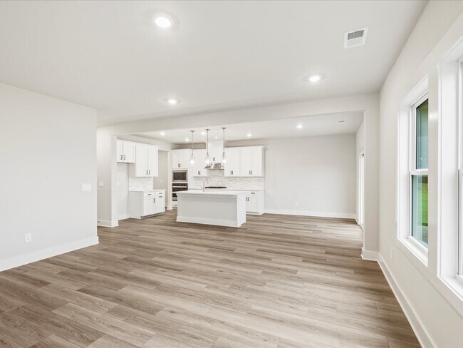 503 Tilson Rd, Piedmont, SC 29673 - photo 6