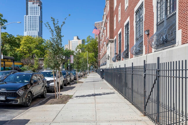 Urban Assembly School for Performing Arts has a student teacher ratio of 10 to 1.