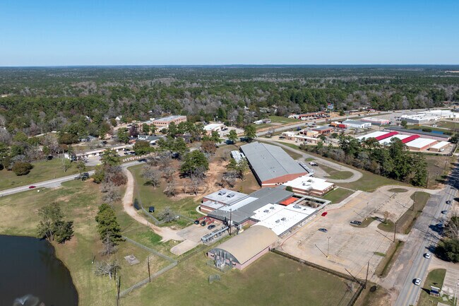 Willie E. Willams Elementary is located in the fast growing community of Magnolia.