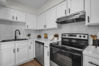 1289 Yorkland Rd, Columbus, OH 43232