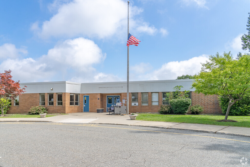 Our Lady of the Magnificat School
in Kinnelon, NJ.