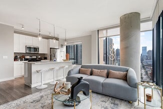 823 N Clark St Unit ID1029615P, Chicago, IL 60610