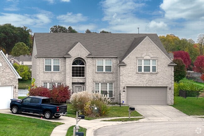 Traditional-style homesare a popular architectural style in the Delaware Trails neighborhood.