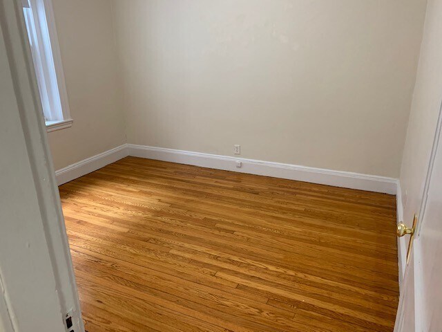 123 Sutherland Rd unit F, Brighton, MA 02135 - photo 6