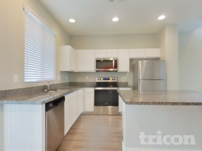 2630 E Danbury Rd, Phoenix, AZ 85032 - photo 5