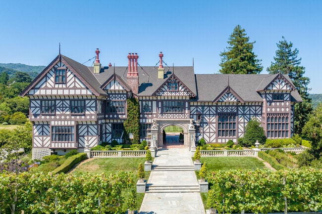 Large estates in Loyola have multiple stories with ornate architectural features.