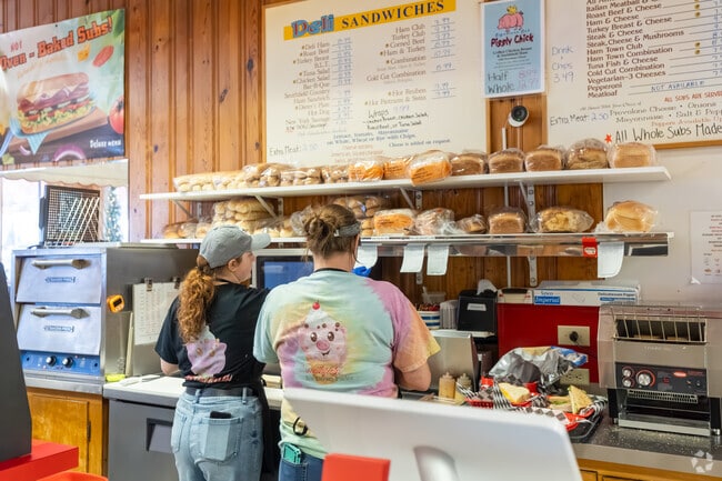 Northern Isle of Wight offers many local eateries serving the best sandwich options around.