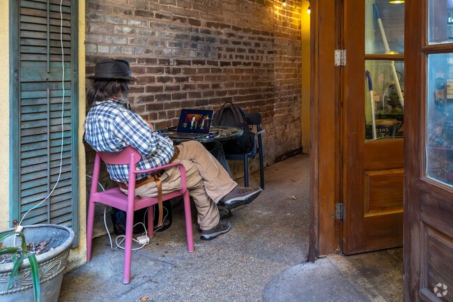 Find a cozy spot in Downtown Hammond to hide away for a bit.