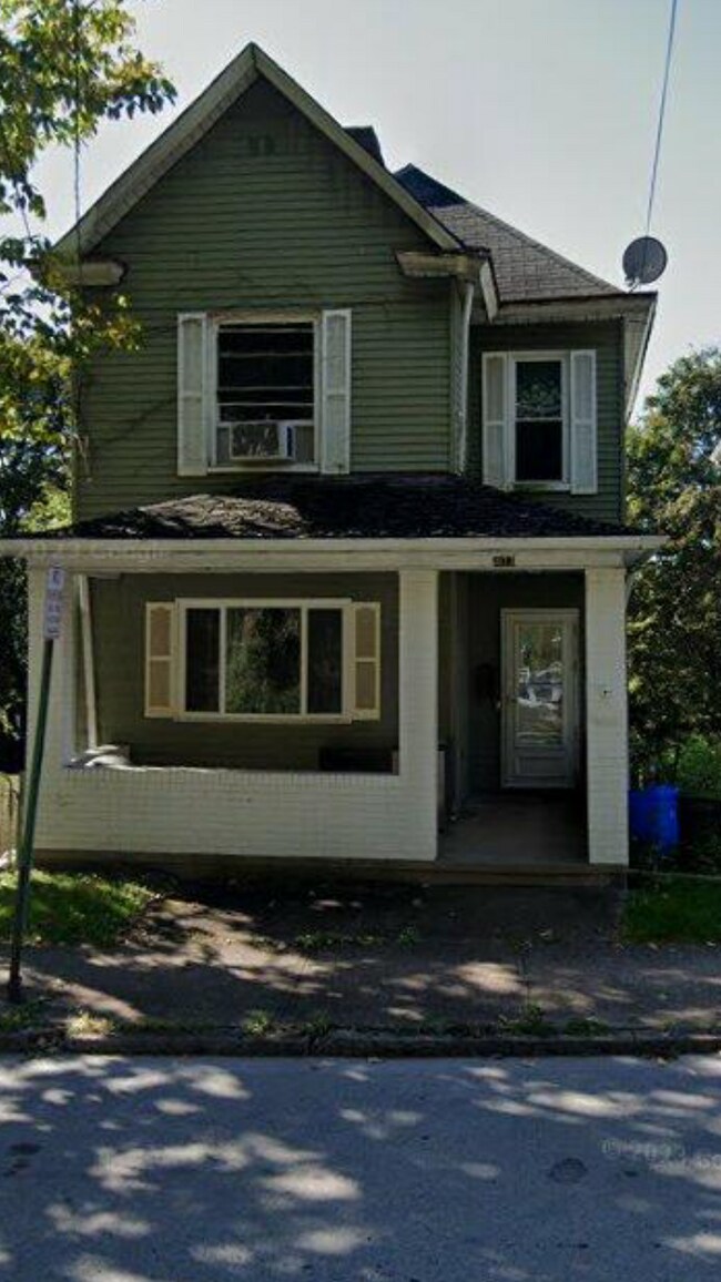 403 Beaver St, Leetsdale, PA 15056