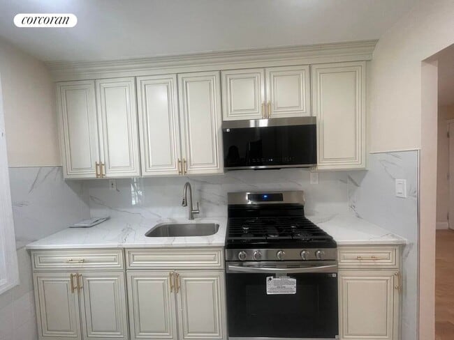 1222 Simpson St, Bronx, NY 10459 - photo 2