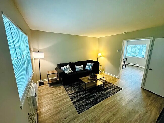 The Vue at Greensboro, Greensboro, NC 27405 - photo 4