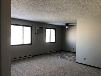 500 4th Ave N Unit 1, Edgerton, MN 56128