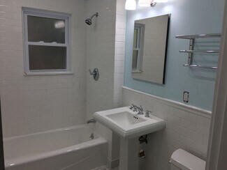 44 Waverley Ave Unit Waverley, Newton, MA 02458