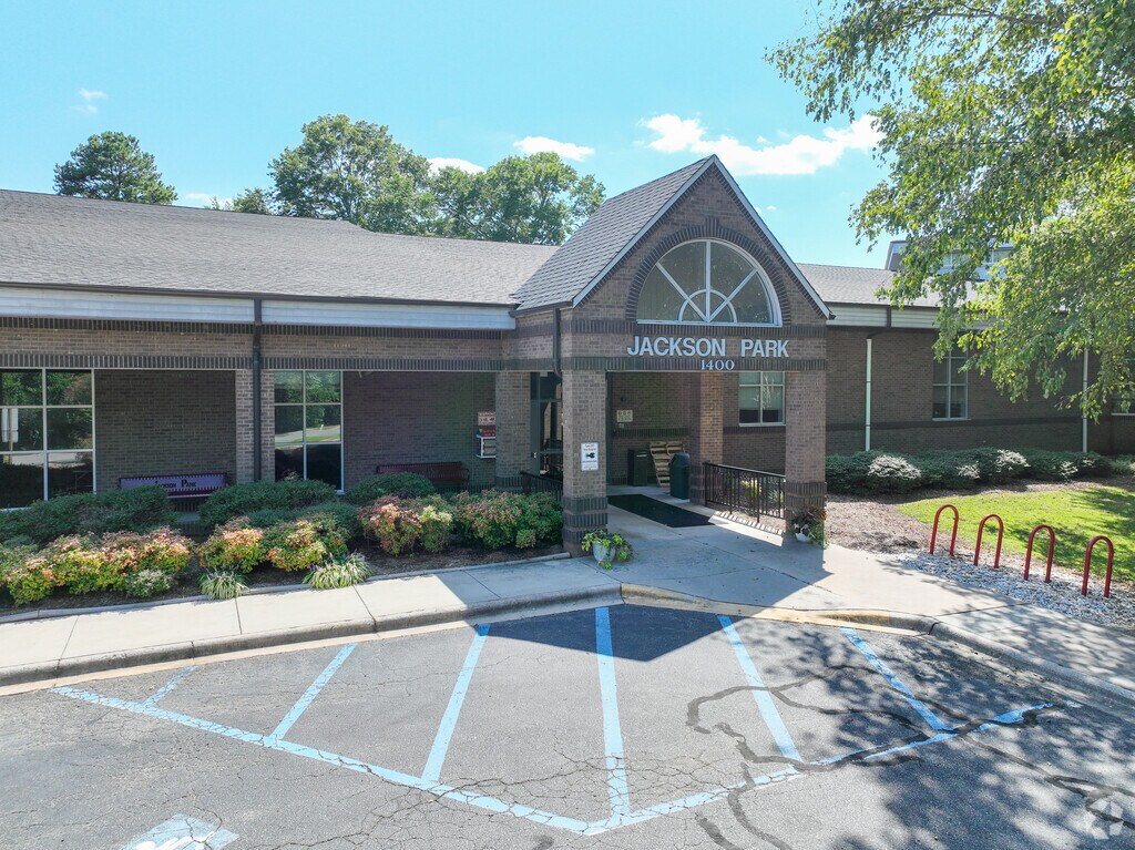 The entrance to Jackson Park Elementary in Kannapolis
