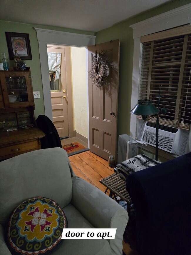 68 E Main St unit 68 E. Main Street, G, Gloucester, MA 01930 - photo 6