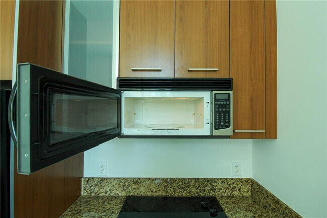 Metropolis at Dadeland unit 710, Miami, FL 33156 - photo 7