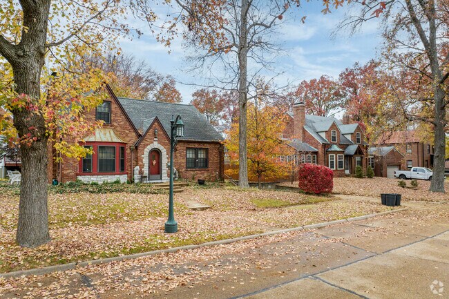 Brick cottages with lantern light posts line the streets of Pasadena Hills.