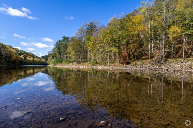 There is water ways and rivers all throughout Upper Fairfield.