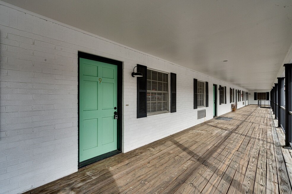 2845 Dayton Blvd unit 9, Chattanooga, TN 37415 - photo 1