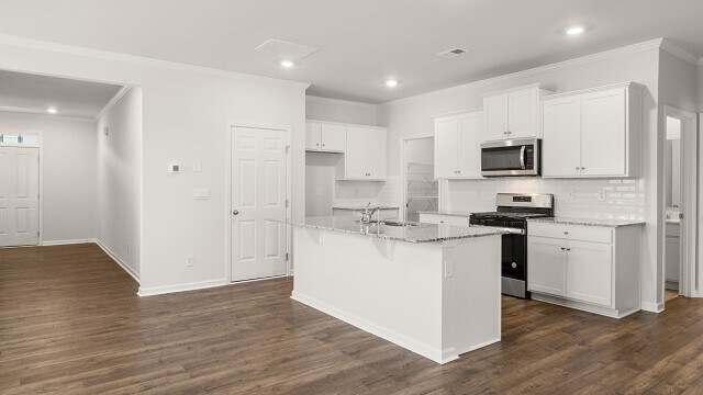 5455 Baybrook Cir, South Fulton, GA 30349 - photo 2