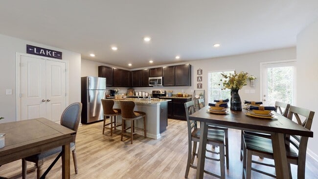 103 Garden Walk, West Point, GA 31833 - photo 6