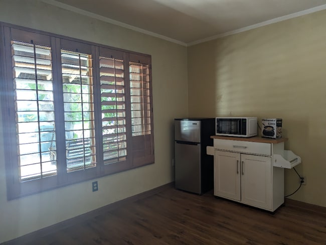 13690 Westward Dr, Fontana, CA 92337 - photo 4