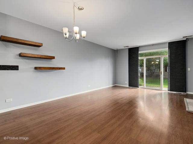 835 Genesee Dr, Naperville, IL 60563 - photo 4