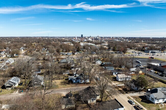 Heart of the Westside is a short drive on Chestnut Expressway to downtown Springfield.