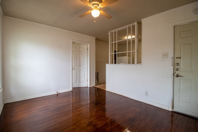 1506 3rd St unit A, Brownwood, TX 76801 - photo 3