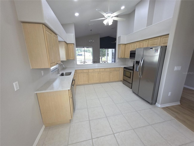 9257 Bonnie Cove Dr, Weeki Wachee, FL 34613 - photo 3