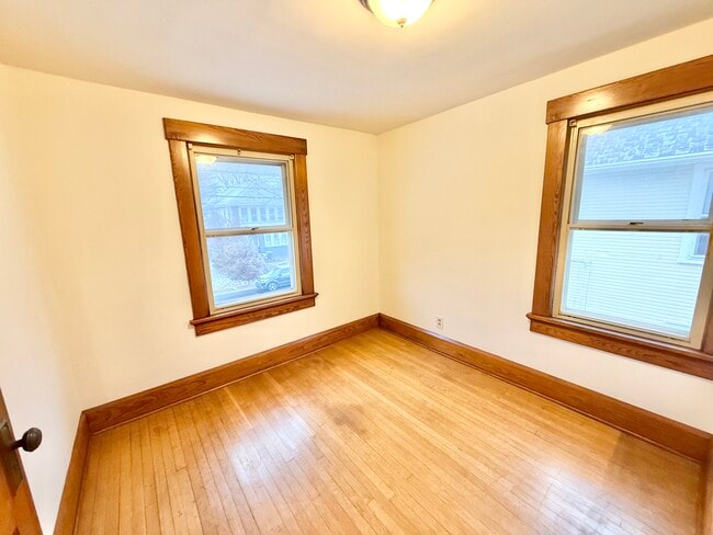 1208 19th St NW, Canton, OH 44709 - photo 3