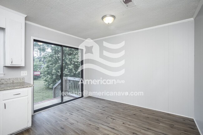 4340 Crestlite Dr, Columbia, SC 29209 - photo 5