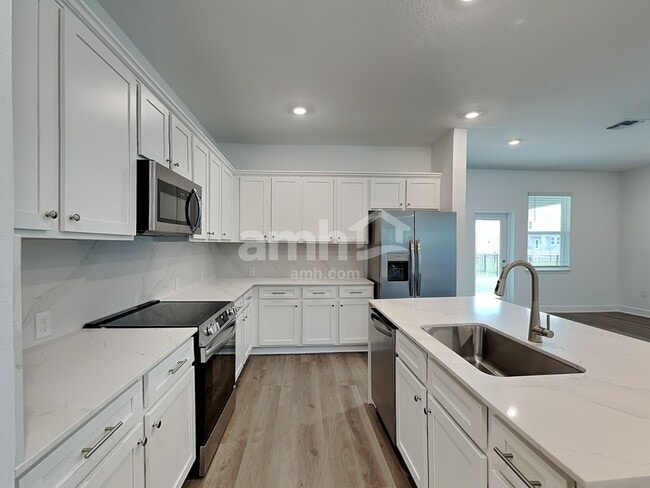 2907 19th Ave W, Bradenton, FL 34205 - photo 3