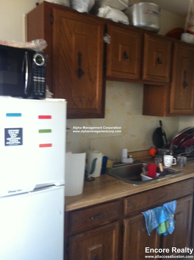 349 Pleasant St unit B1-11, Malden, MA 02148 - photo 5