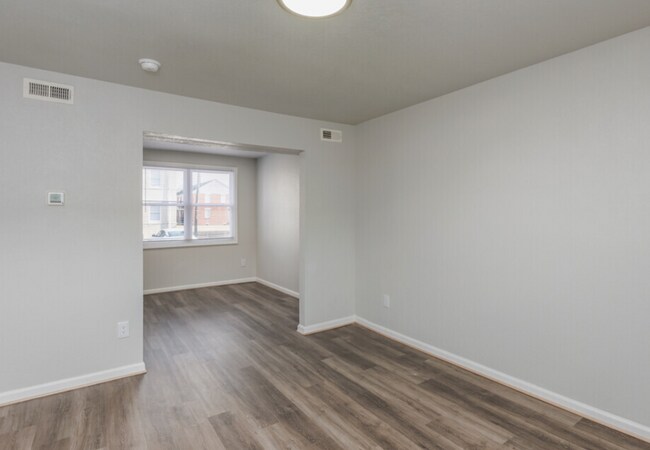 869 36th St unit 71502, Newport News, VA 23607 - photo 5