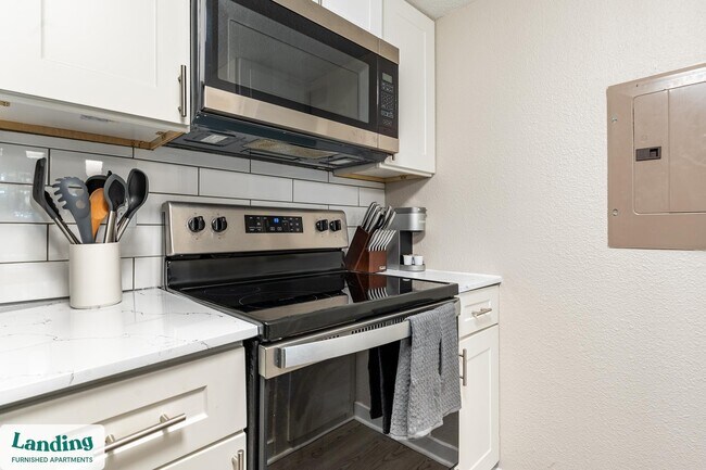 711 Brentford Place unit 116, Arlington, TX 76006 - photo 7