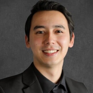 Hoa Nguyen