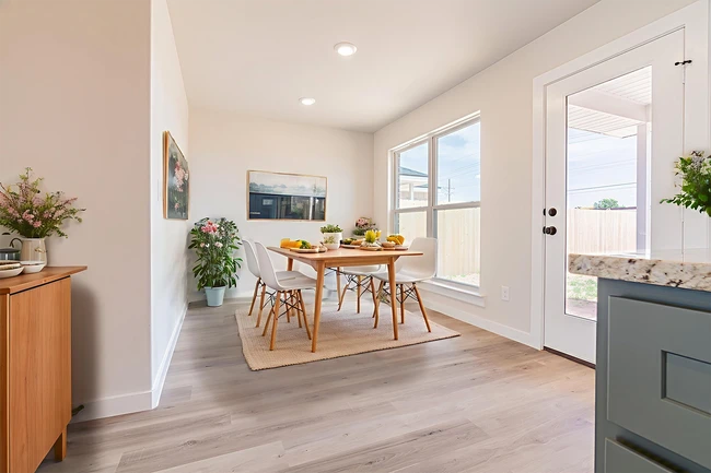 5613 Smith St, Lubbock, TX 79416 - photo 2