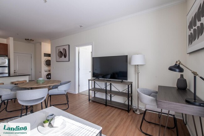 2001 E Broad St unit 412.1407063, Richmond, VA 23223 - photo 2