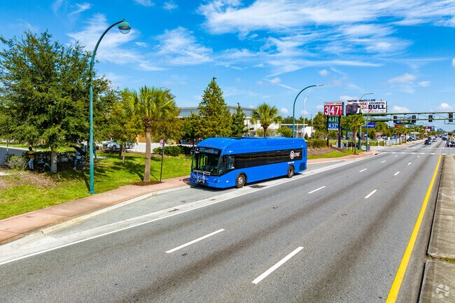 Commuting to and from Park Central is easy with the Lynx Bus.