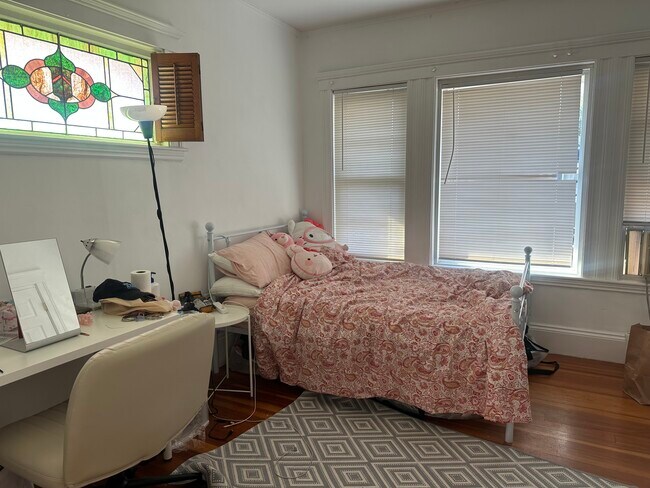 100 W Adams St unit 2, Somerville, MA 02144 - photo 7