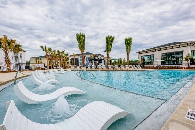 The Porte at Pathstone, Pensacola, FL 32526 - photo 2