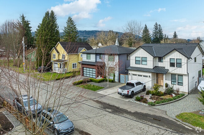 Fall City's homes range from modern to mid-century styles.