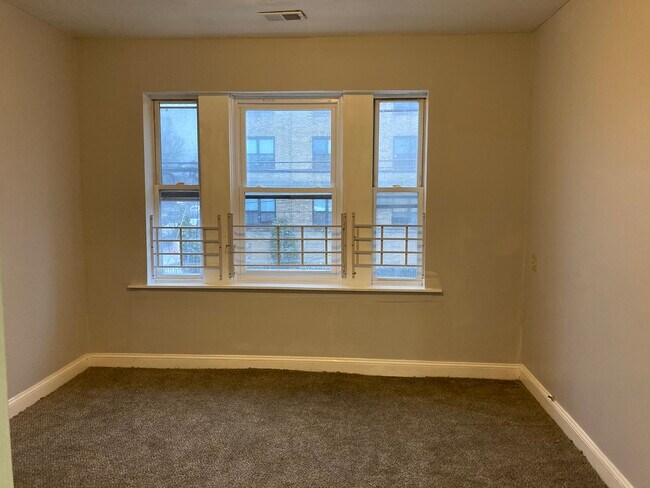 347 Avon Ave unit 2, Newark, NJ 07108 - photo 4