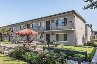 915 W Orangethorpe Ave, Fullerton, CA 92832