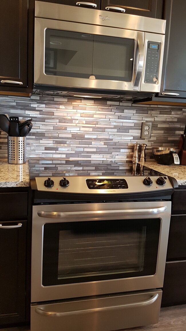 2585 Trio Falls Dr, Loveland, CO 80538 - photo 2